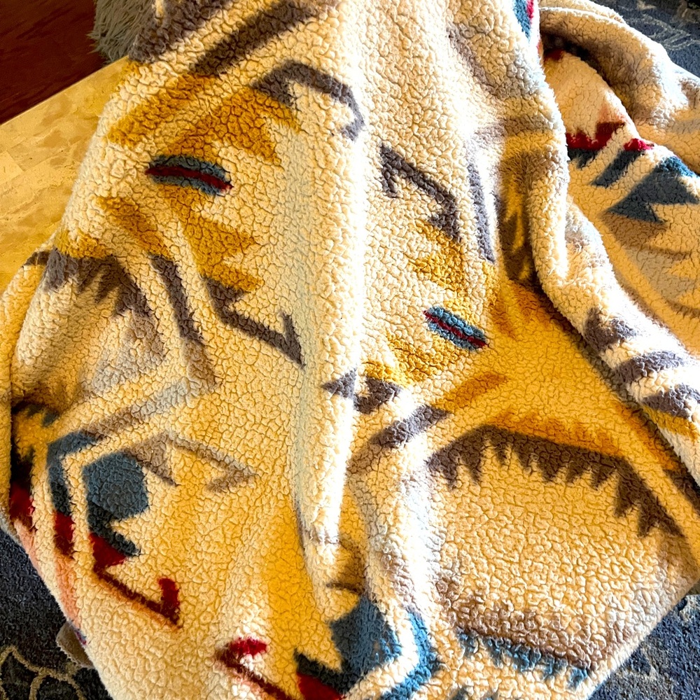 Pendleton throw blanket